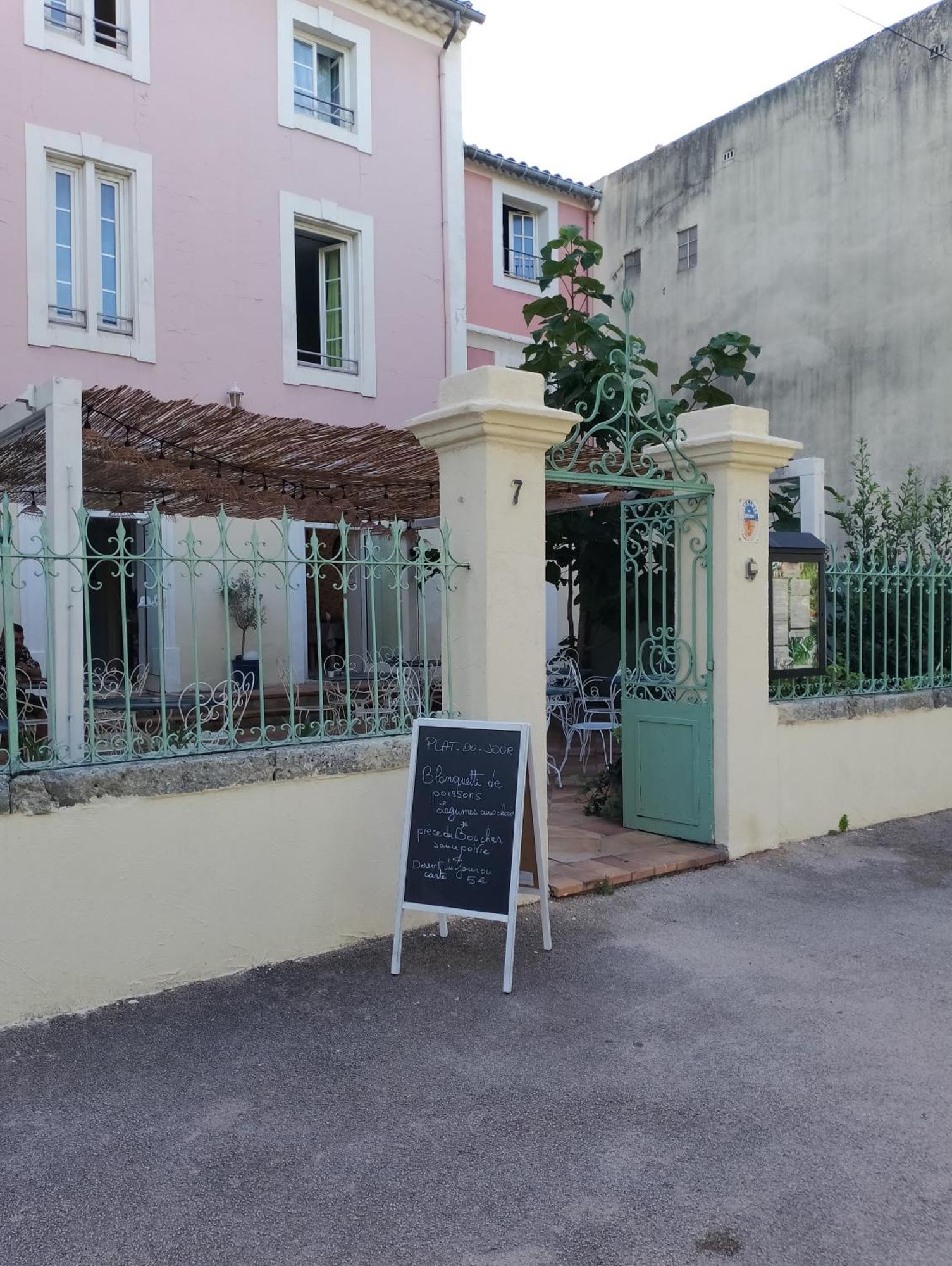 Bed and Breakfast Le Patio De Fabio Bollène Exterior foto